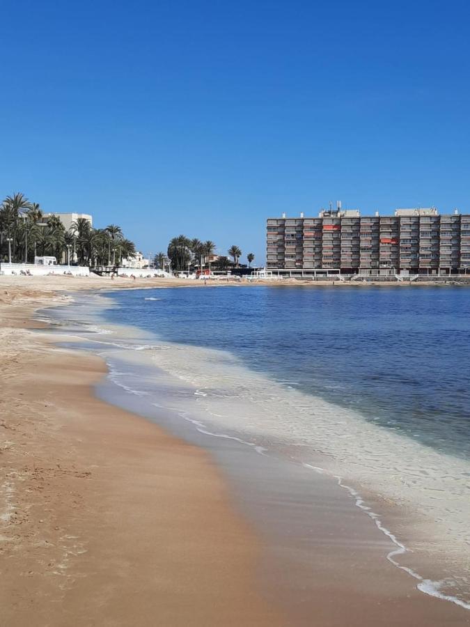 Студия На Белоснежном Пляже Los Locos Torrevieja Kültér fotó