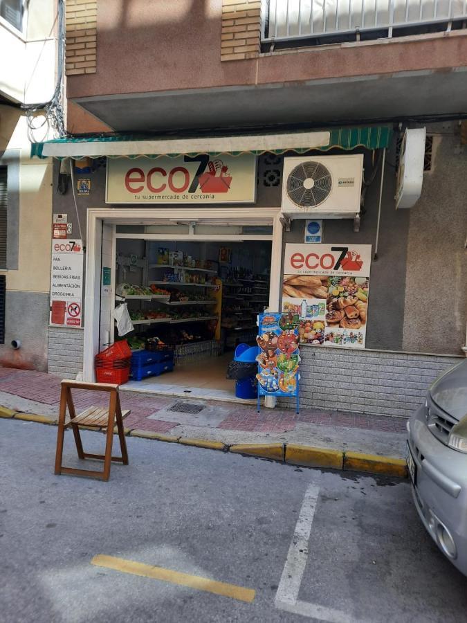 Студия На Белоснежном Пляже Los Locos Torrevieja Kültér fotó